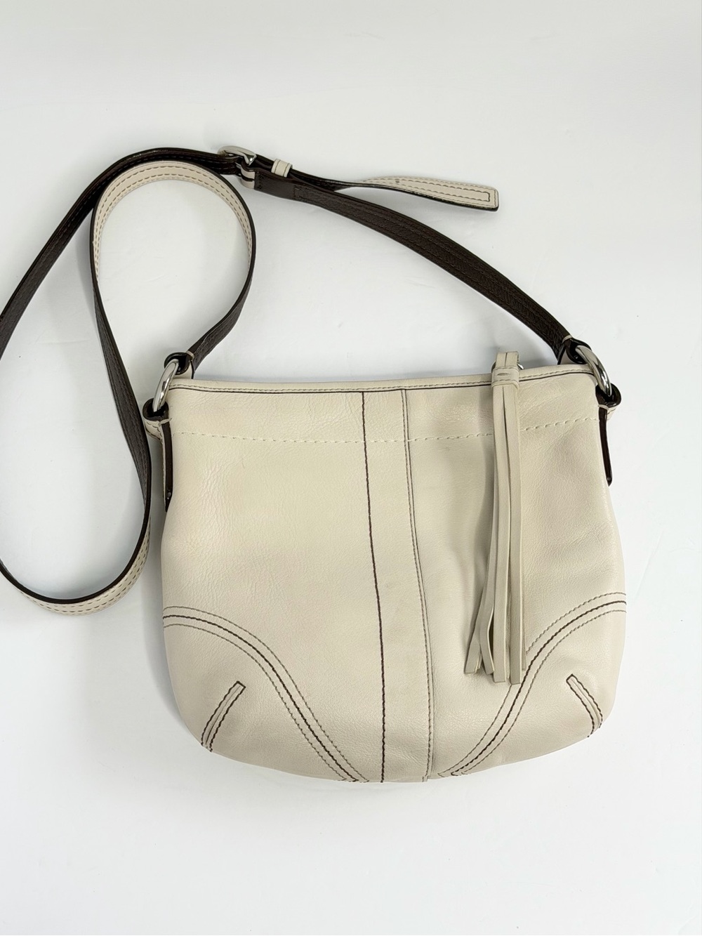 Vintage Coach Soho Bag Y2K Cream / Ivory Leather small Crossbody / shoulder